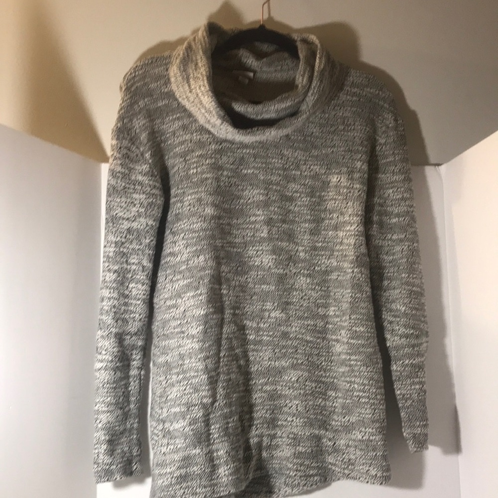 Merona sweater size sp tunic style black white